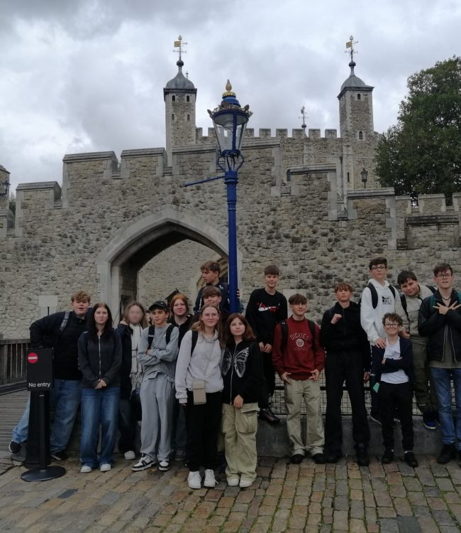 England_24_25_23