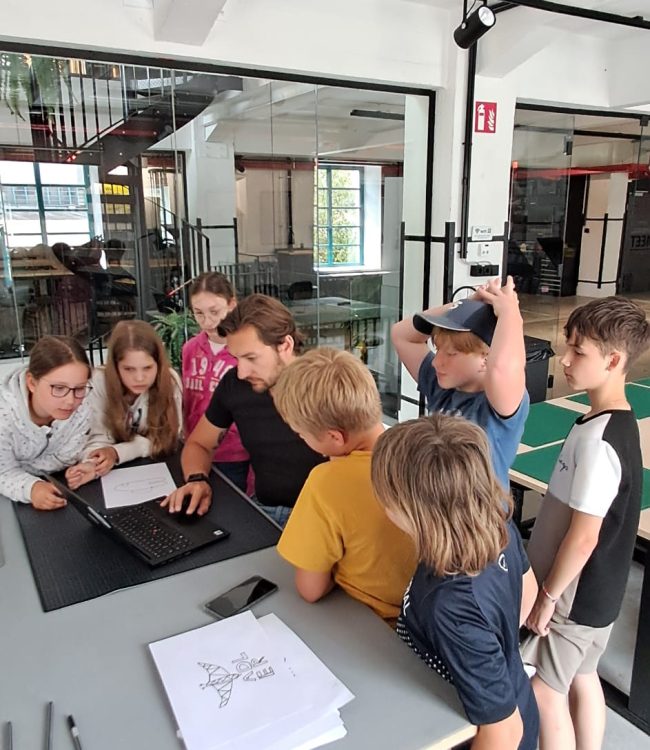 WhatsApp Image 2025-09-17 at 11.46.09 (1)