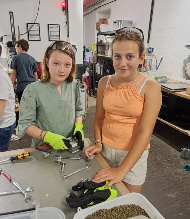 WhatsApp Image 2025-09-17 at 11.46.11 (2)