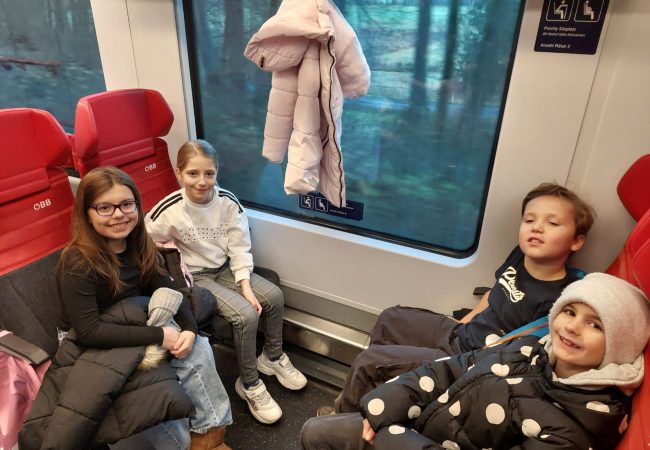 e71efb57-319b-46be-a9cf-728e9b4432c2